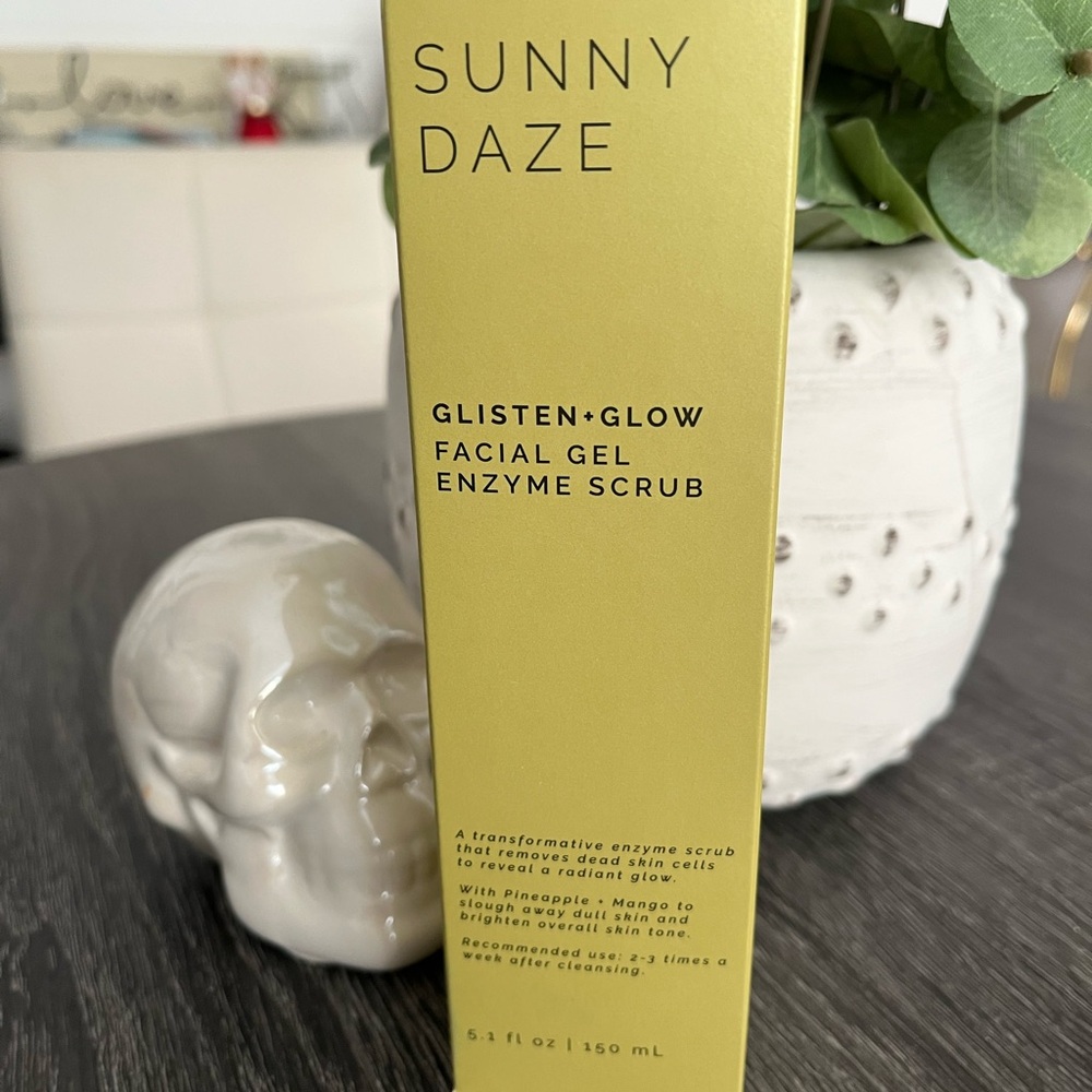 Sun+Moon - Sunny Daze Facial Gel Enzyme Scrub